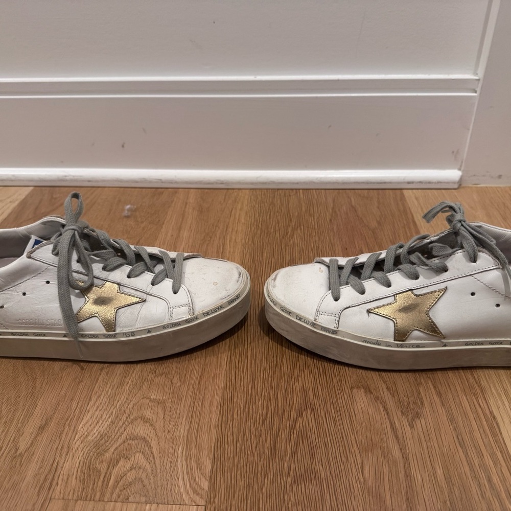 Golden Goose White and Gold Women’s Sneakers - Picture 2 of 11
